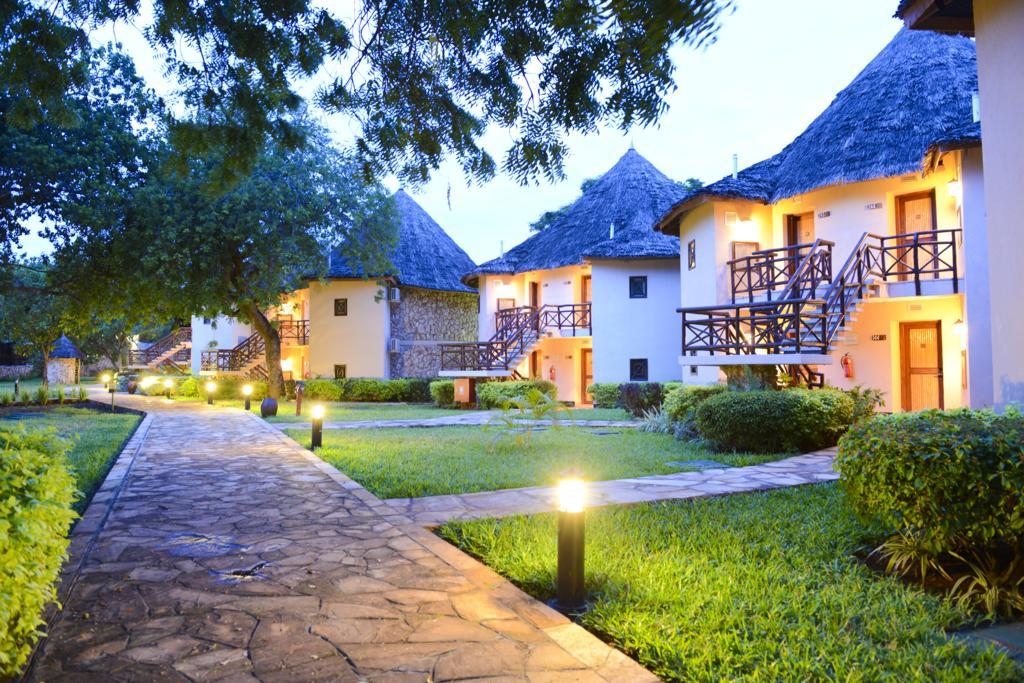 Ledger Plaza Bahari Beach Hotel Dar es Salaam Exterior photo