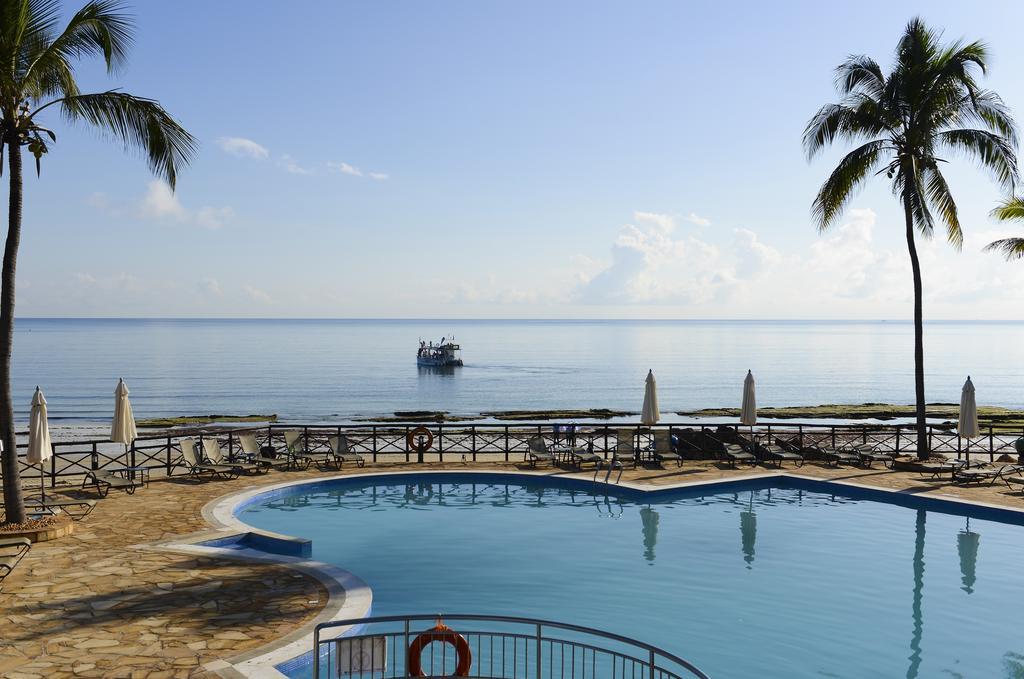 Ledger Plaza Bahari Beach Hotel Dar es Salaam Exterior photo